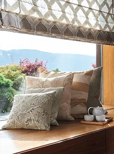 Raffrollo aus hochwertigem Stoff