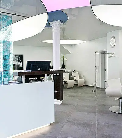 Licht- und Spanndecken in freien Formen